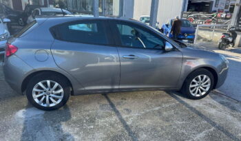 ALFA ROMEO – Giulietta – 1.6 JTDm 120 CV Super Launch Edition pieno