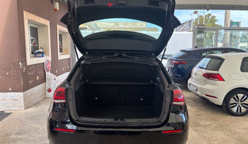 MERCEDES – Classe A – A 180 d Automatic Sport pieno