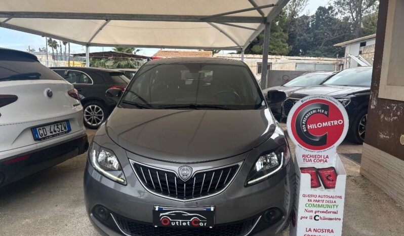 LANCIA – Ypsilon – 1.0 FireFly 5p.S&S Hybrid Silver pieno