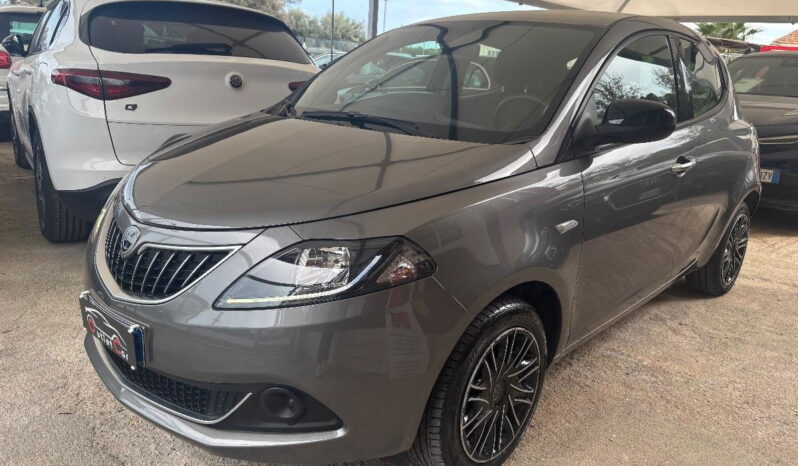 LANCIA – Ypsilon – 1.0 FireFly 5p.S&S Hybrid Silver pieno