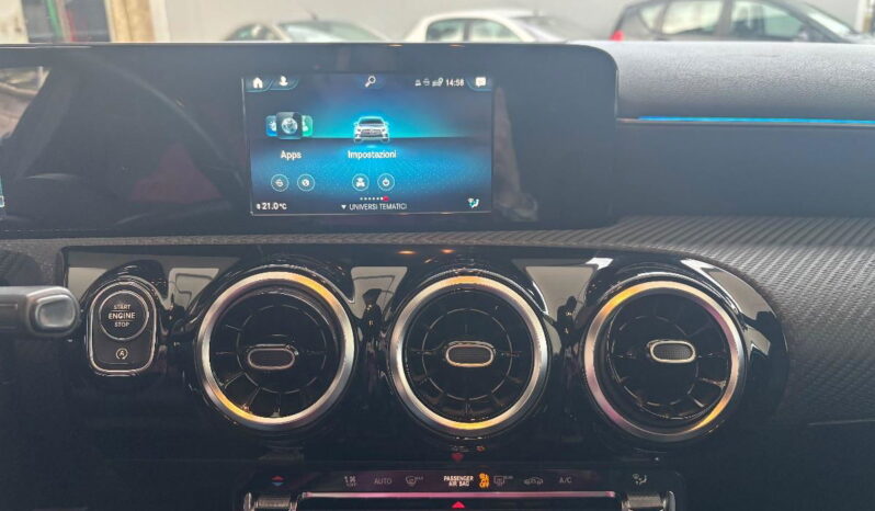 MERCEDES – Classe A – A 180 d Automatic Sport pieno