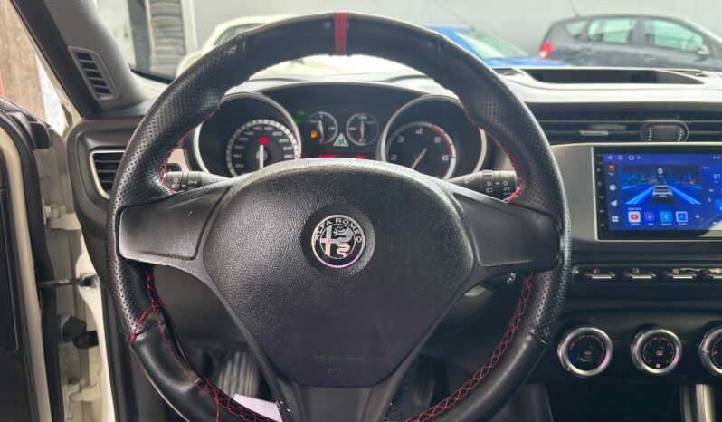 ALFA ROMEO – Giulietta – 2.0 JTDm-2 140 CV Exclusive pieno