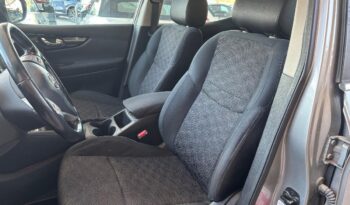 NISSAN – Qashqai pieno