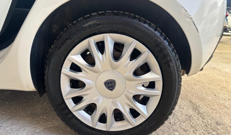 LANCIA – Ypsilon –  1.3 MJT 95 CV 5p. S&S Gold pieno